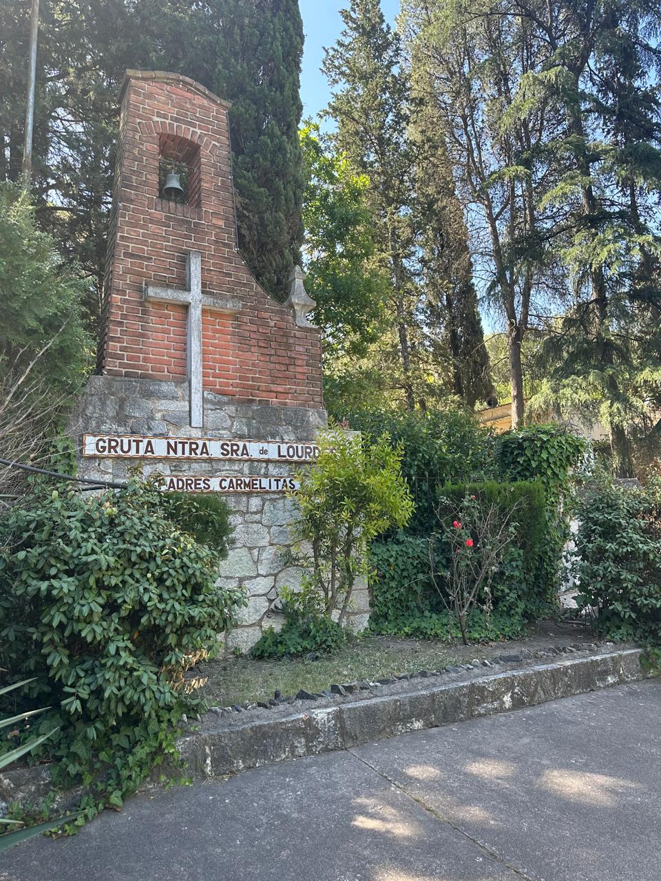 Gruta de Lourdes Entrada