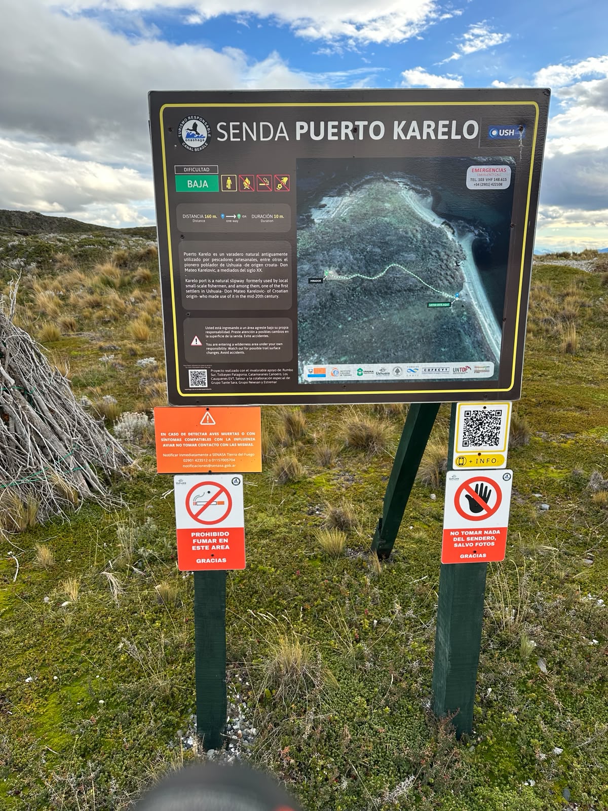 Isla Karelo cartel explicativo